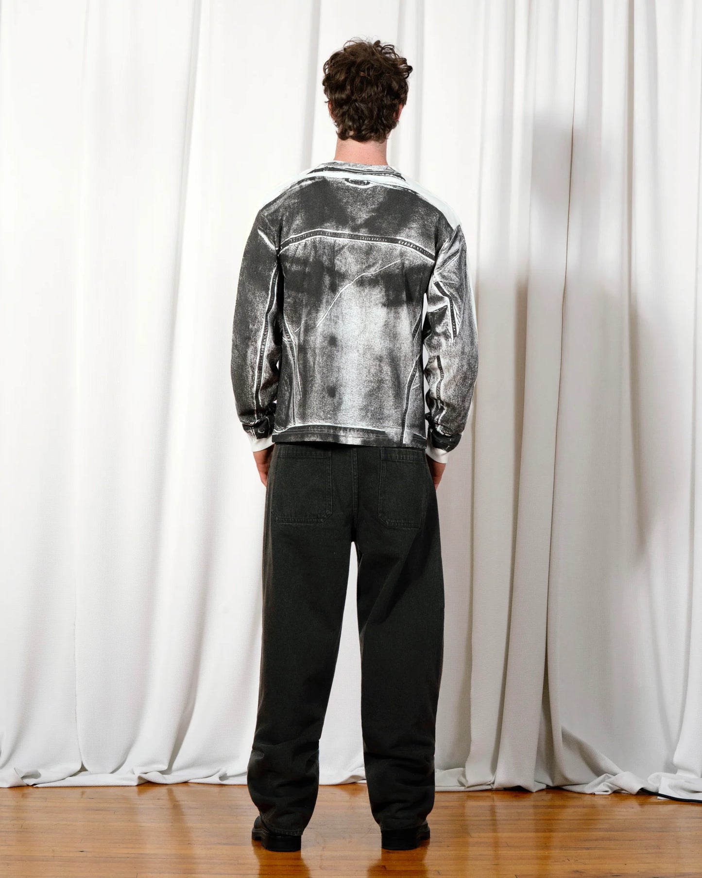 【PLEASURES - プレジャーズ】TRUCKER HEAVYWEIGHT LONG SLEEVE SHIRT / BONE (L.S/ボーン)