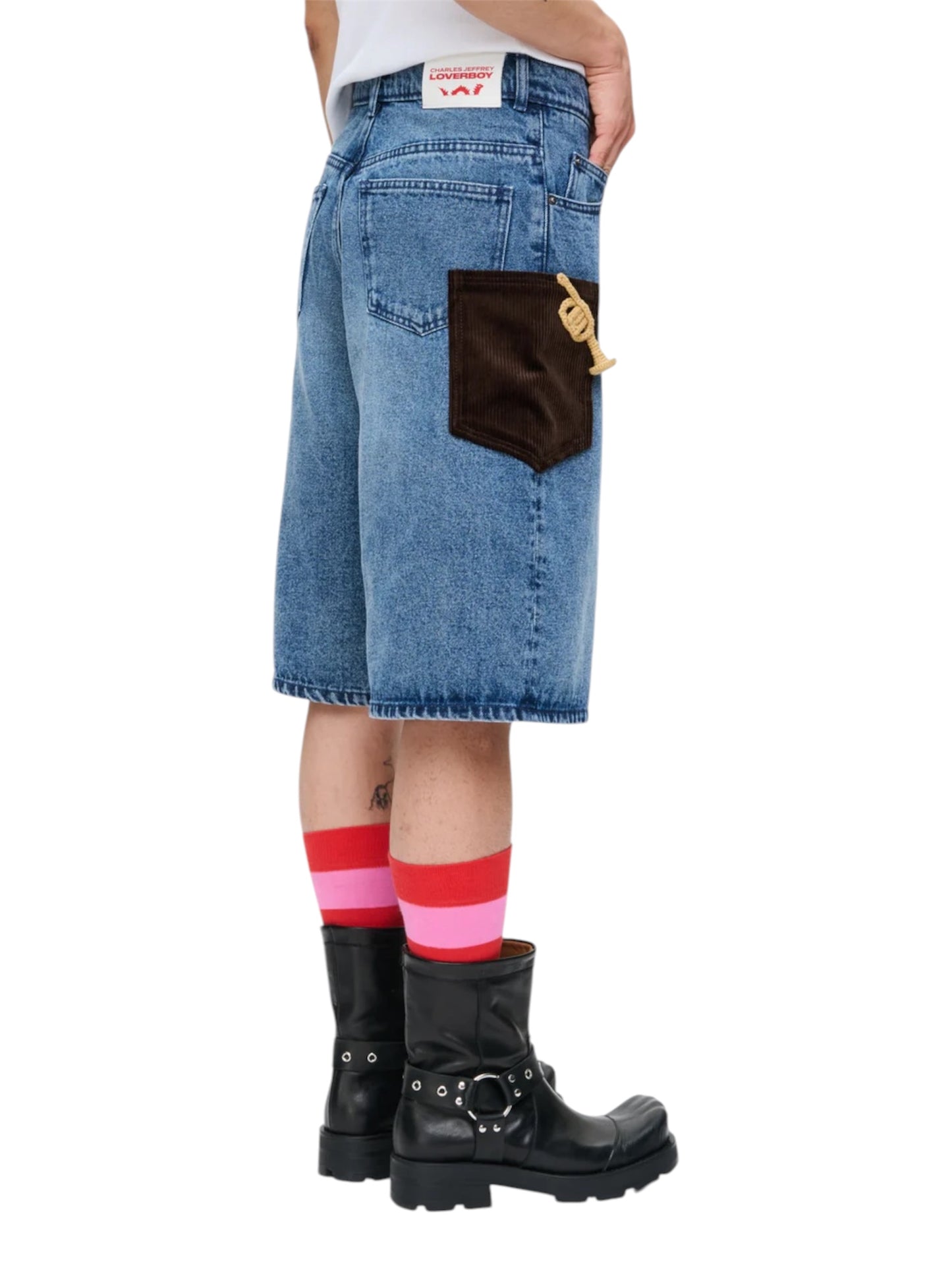 【Charles Jeffrey Loverboy - チャールズ ジェフリー ラバーボーイ】WIDE DENIM SHORTS WITH CROCHET TRUMPET IN WASHED DENIM / BLUE (ショーツ/ブルー)