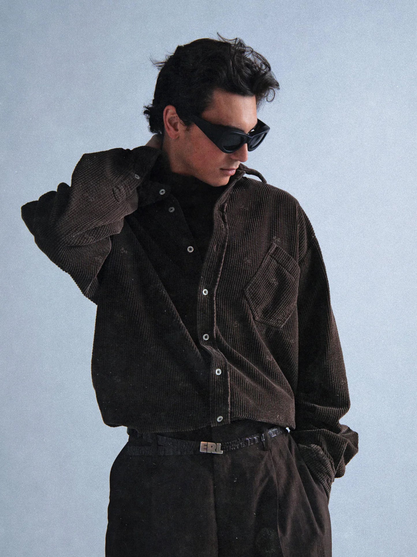 【ERL - イーアールエル】ERL EMBROIDERED CORDUROY OVERSHIRT / BROWN(シャツ/ブラウン)