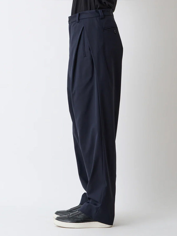 【White Mountaineering - ホワイトマウンテニアリング】SOLOTEX 2 TUCK WIDE PANTS / NAVY(パンツ/ネイビー)