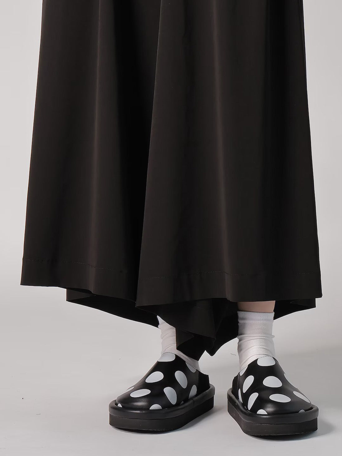 【Y's.... - ワイズビー】TA/PE SUPER VIYON TUSSER BAGGY PANTS / BLACK(パンツ/ブラック)