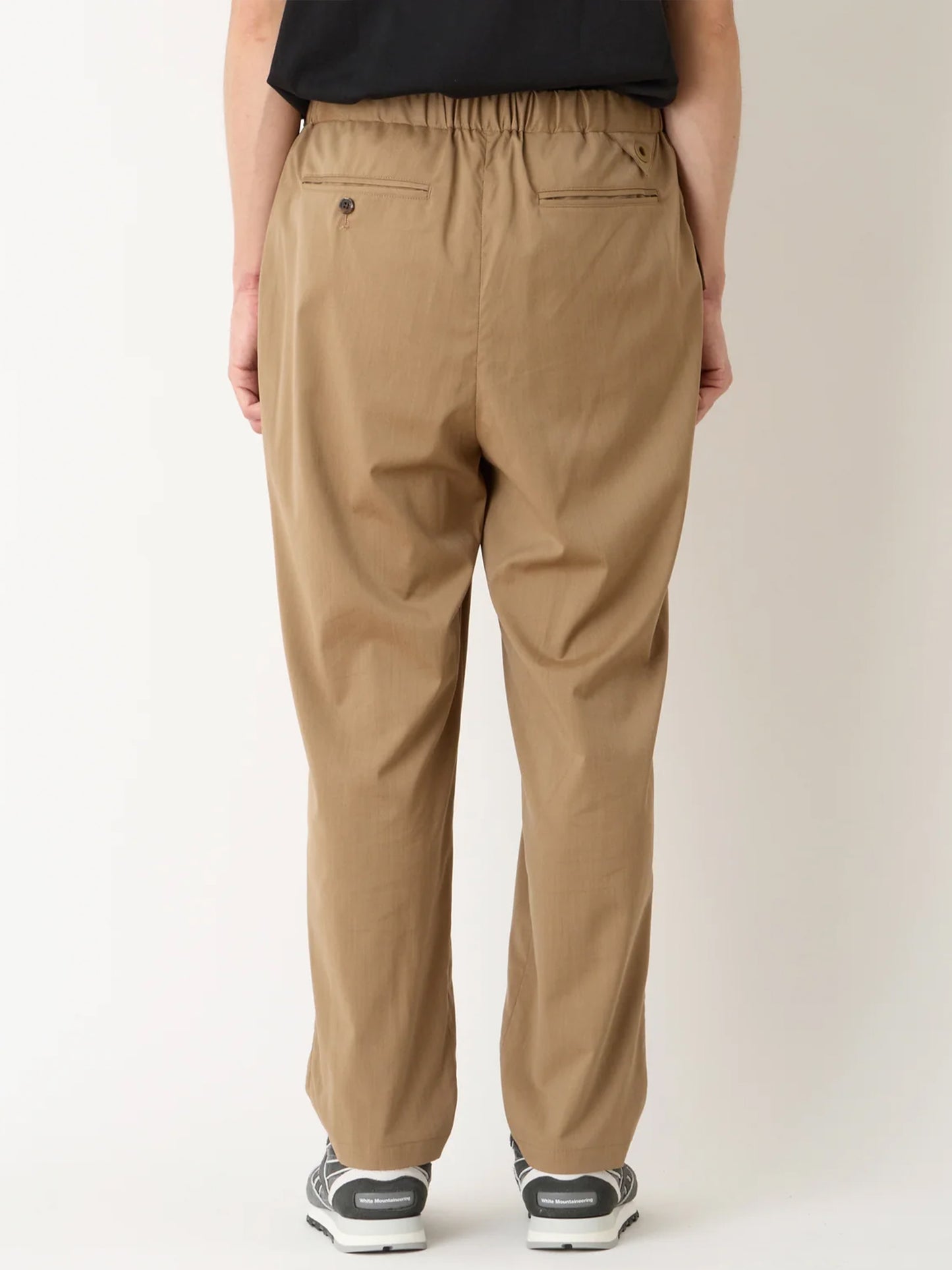 【White Mountaineering - ホワイトマウンテニアリング】1TUCK BELTED PANTS / BEIGE (パンツ/ベージュ)