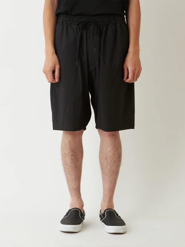 【White Mountaineering - ホワイトマウンテニアリング】WIDE SHORT PANTS / BLACK(ショーツ/ブラック)