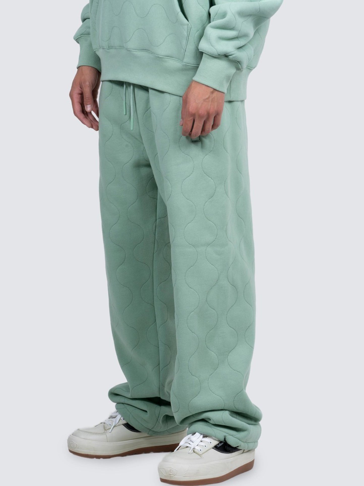 【PLEASURES - プレジャーズ】WAVE QUILTED EASY PANTS / MATCHA (パンツ/抹茶)