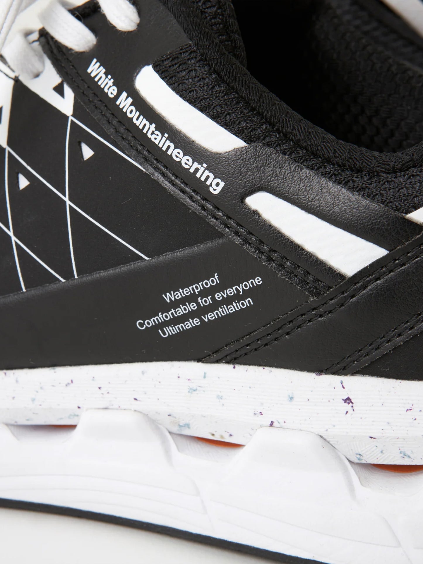 【White Mountaineering - ホワイトマウンテニアリング】WM×MOISTHROUGH360 WATERPROOF SNEAKER(スニーカー/ブラック)