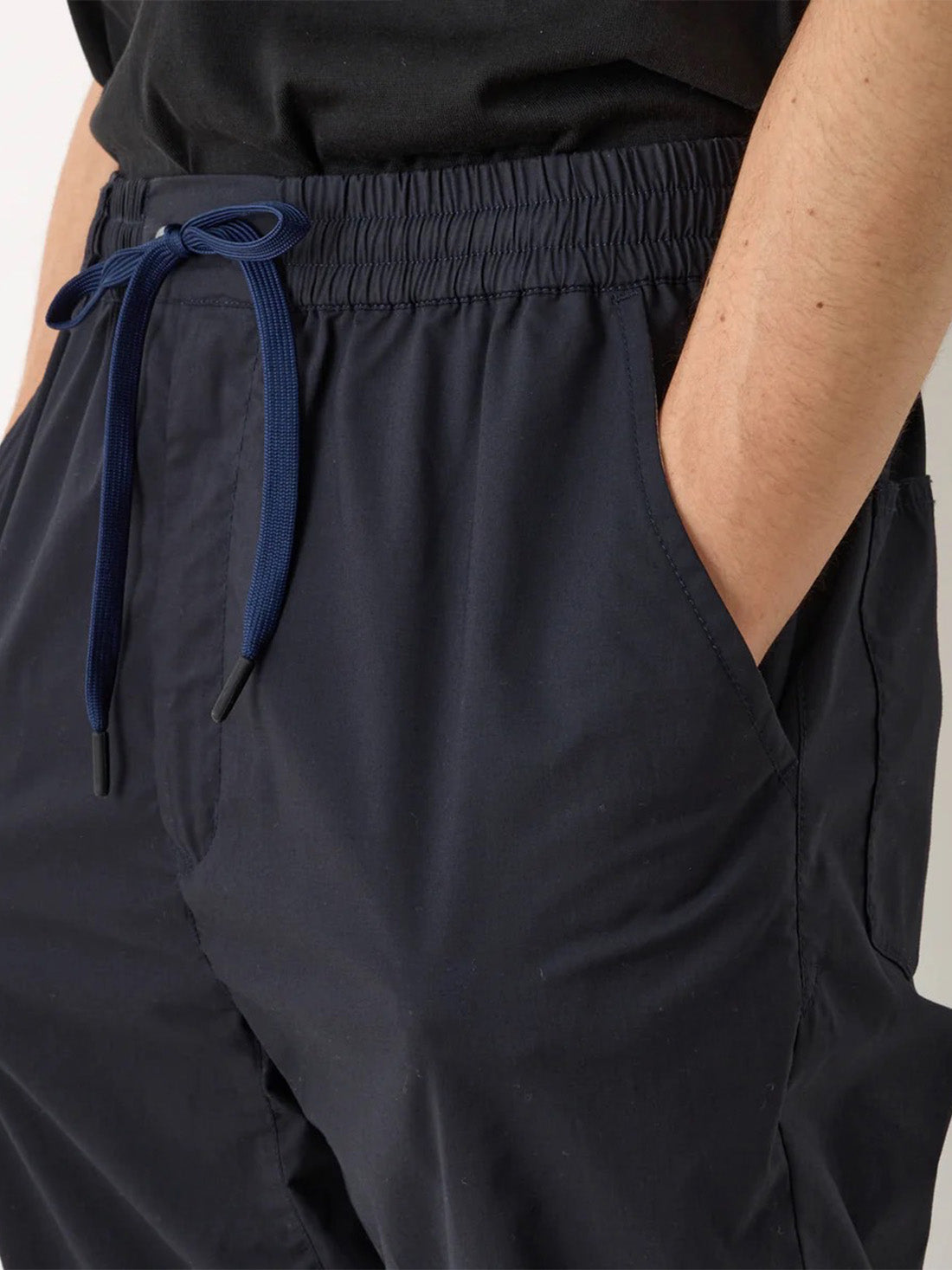 【White Mountaineering - ホワイトマウンテニアリング】TAPERED PANTS / NAVY(パンツ/ネイビー)