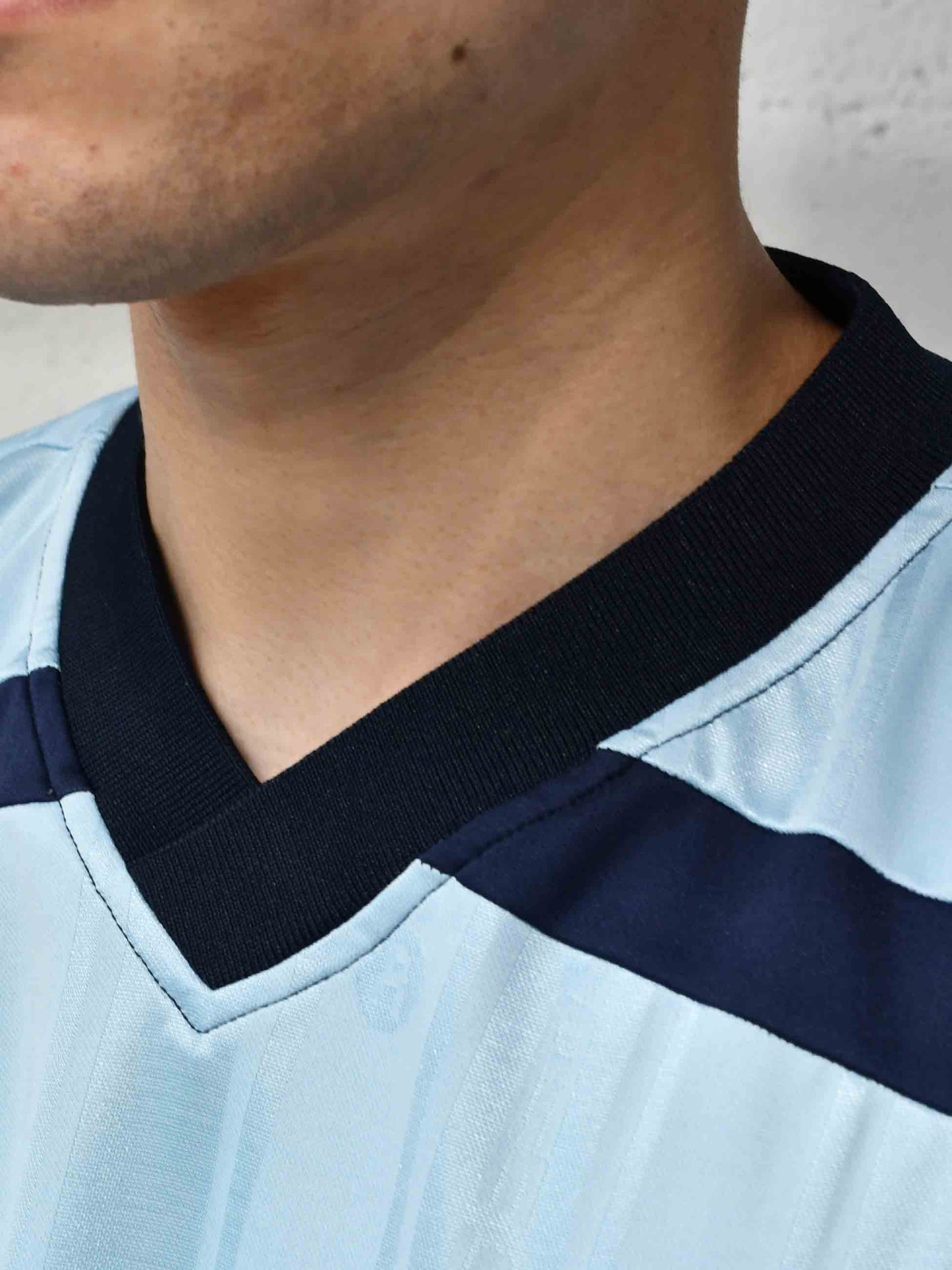 【Martine Rose - マーティンローズ】FOOTBALL TOP / LIGHT BLUE (Tシャツ/ライトブルー)