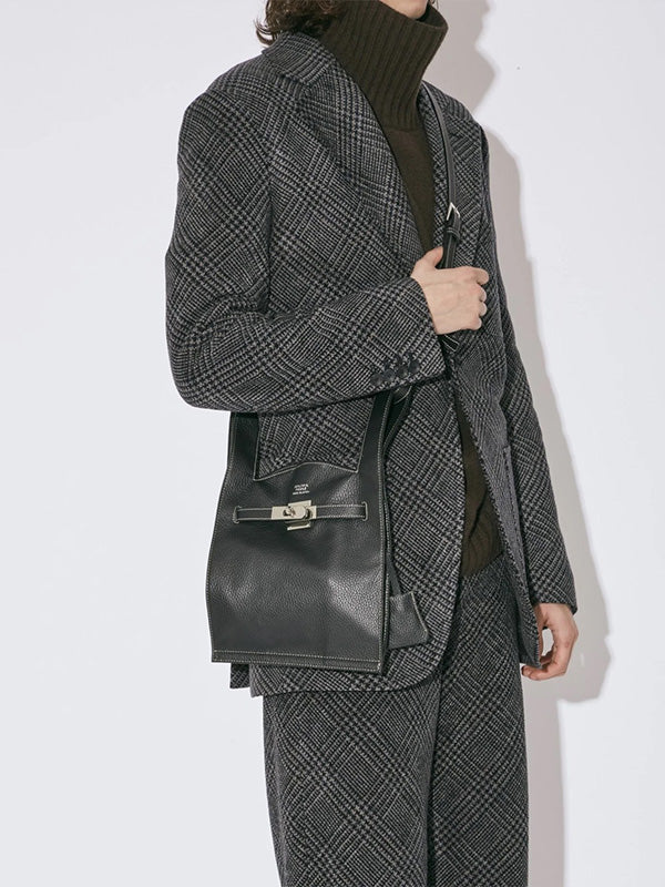 【beautiful people - ビューティフルピープル】market shoulder bag in shrink leather / BLACK(バッグ/ブラック)