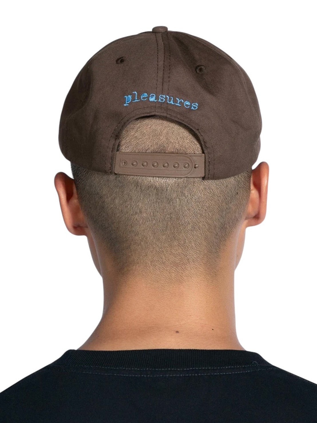 【PLEASURES - プレジャーズ】SLIPKNOT SNAPBACK / BROWN (キャップ/ブラウン)