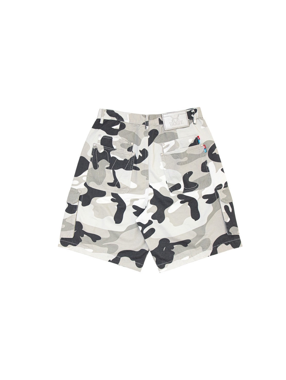 【VANDY THE PINK - ヴァンディー・ザ・ピンク】CAMO CARGO SHORTS / WHITECAMO (ショーツ/ホワイトカモ)