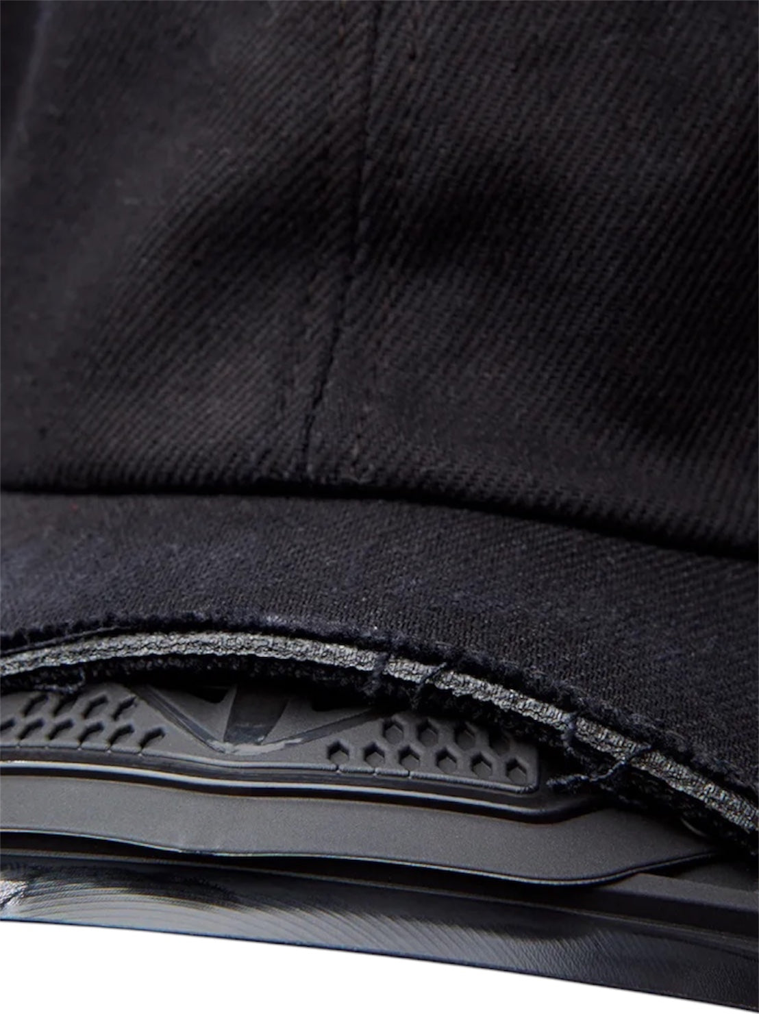 【INNERRAUM - インナーラム】C52 CROPPED BASEBALL CAP/ BLACK MATT(キャップ / ブラックマット)