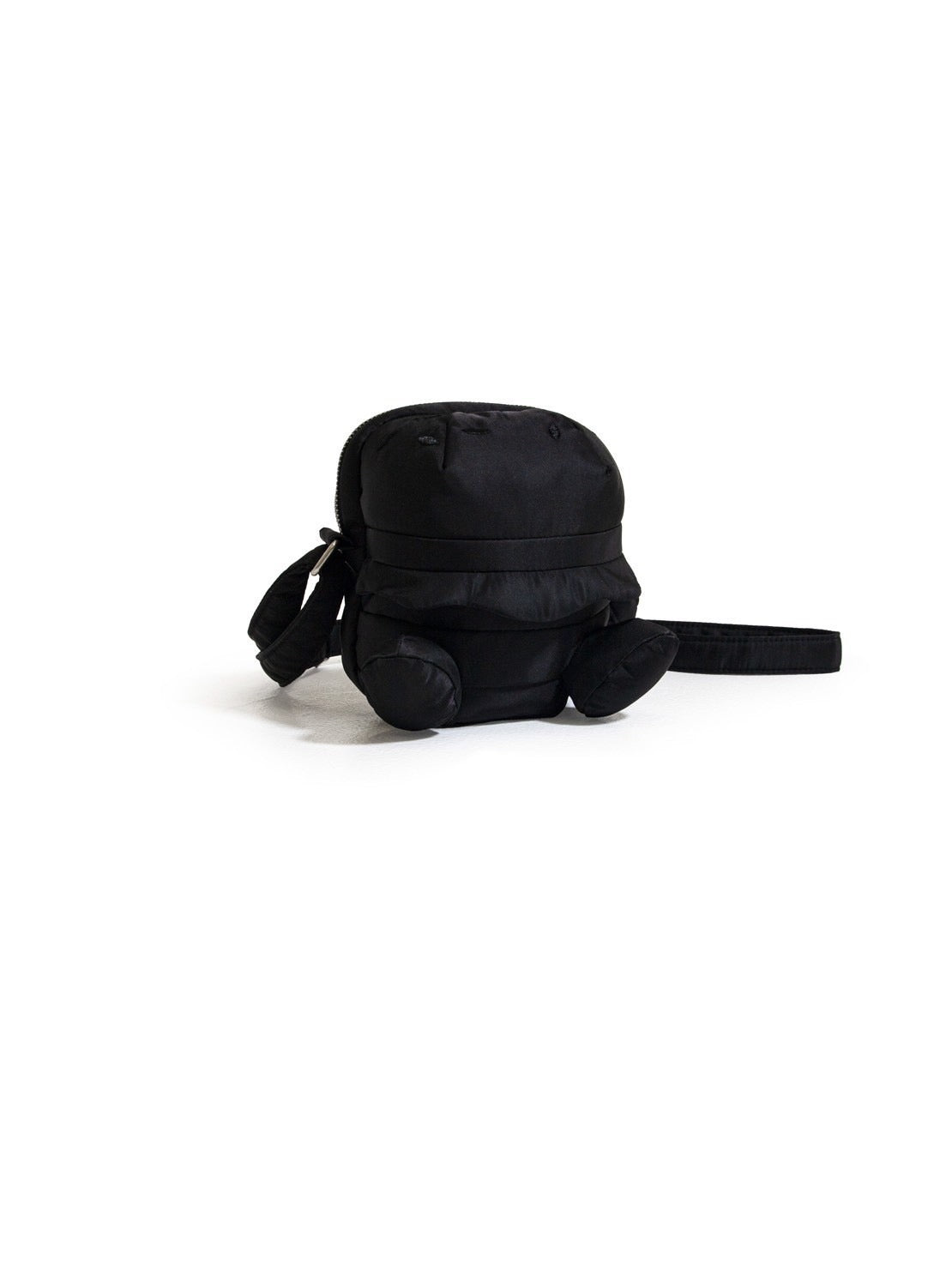 【VANDY THE PINK - ヴァンディー・ザ・ピンク】NYLON PLUSH BAG (バッグ/ブラック)