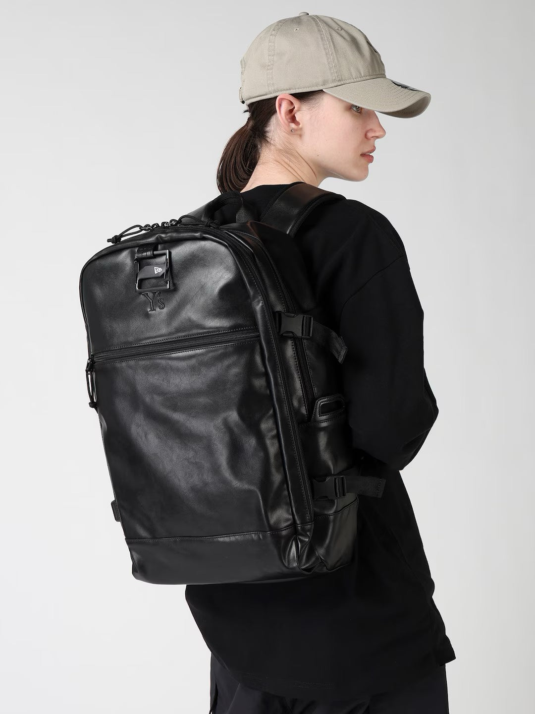 【Y's - ワイズ】Y's × New Era SMART PACK / BLACK (リュック/ブラック)