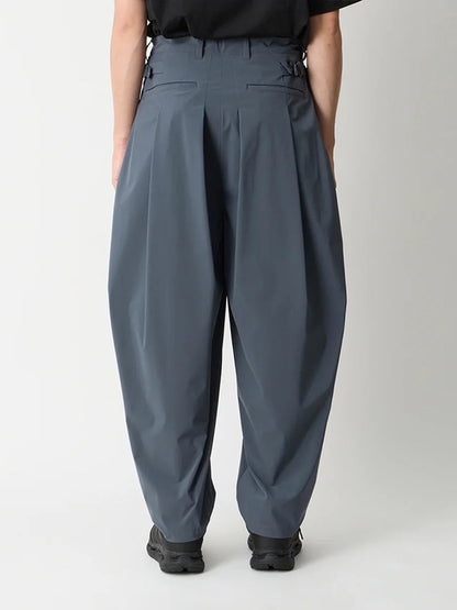 【White Mountaineering - ホワイトマウンテニアリング】8 TUCK WIDE TAPERED PANTS / CHARCOAL(パンツ/チャコール)