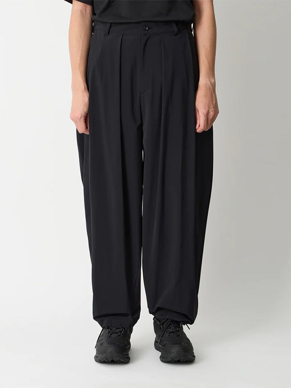 【White Mountaineering - ホワイトマウンテニアリング】8 TUCK WIDE TAPERED PANTS / BLACK(パンツ/)