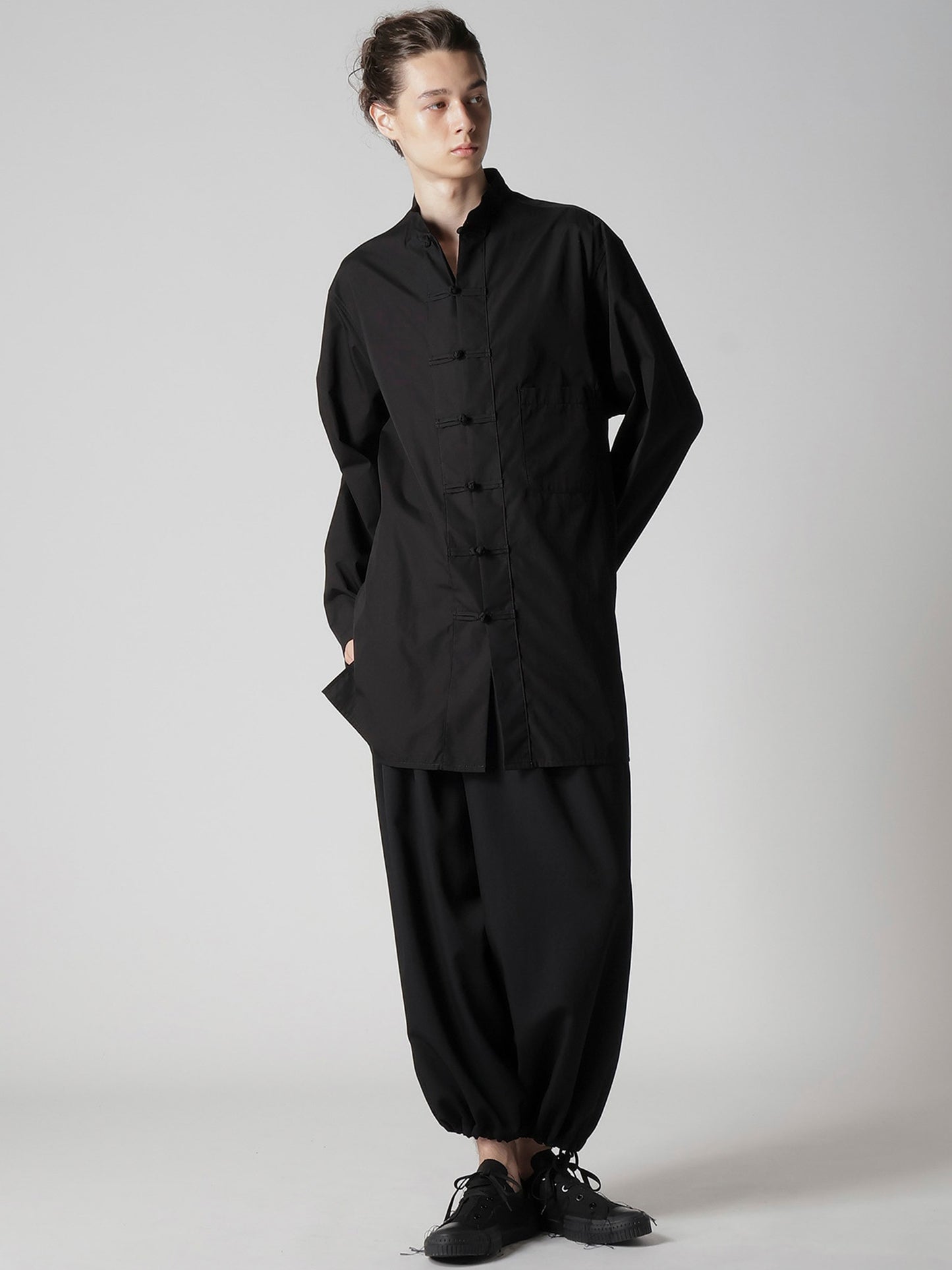 【Yohji Yamamoto POUR HOMME - ヨウジヤマモト プールオム】WOOL GABARDINE STANDARD BALLON PANTS(バルーンパンツ/パンツ)