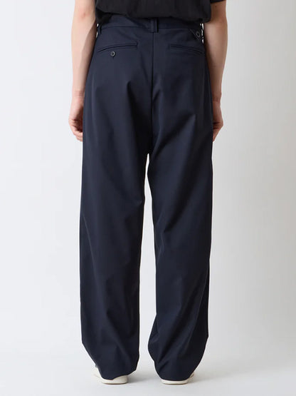 【White Mountaineering - ホワイトマウンテニアリング】SOLOTEX 2 TUCK WIDE PANTS / NAVY(パンツ/ネイビー)