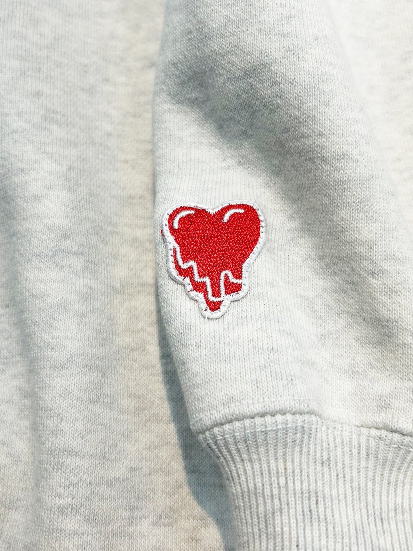 【EMOTIONALLY UNAVAILABLE - エモーショナリー アンアベイラブル】HEART EU LOGO HOODIE / OATMEAL (パーカー/オートミール)