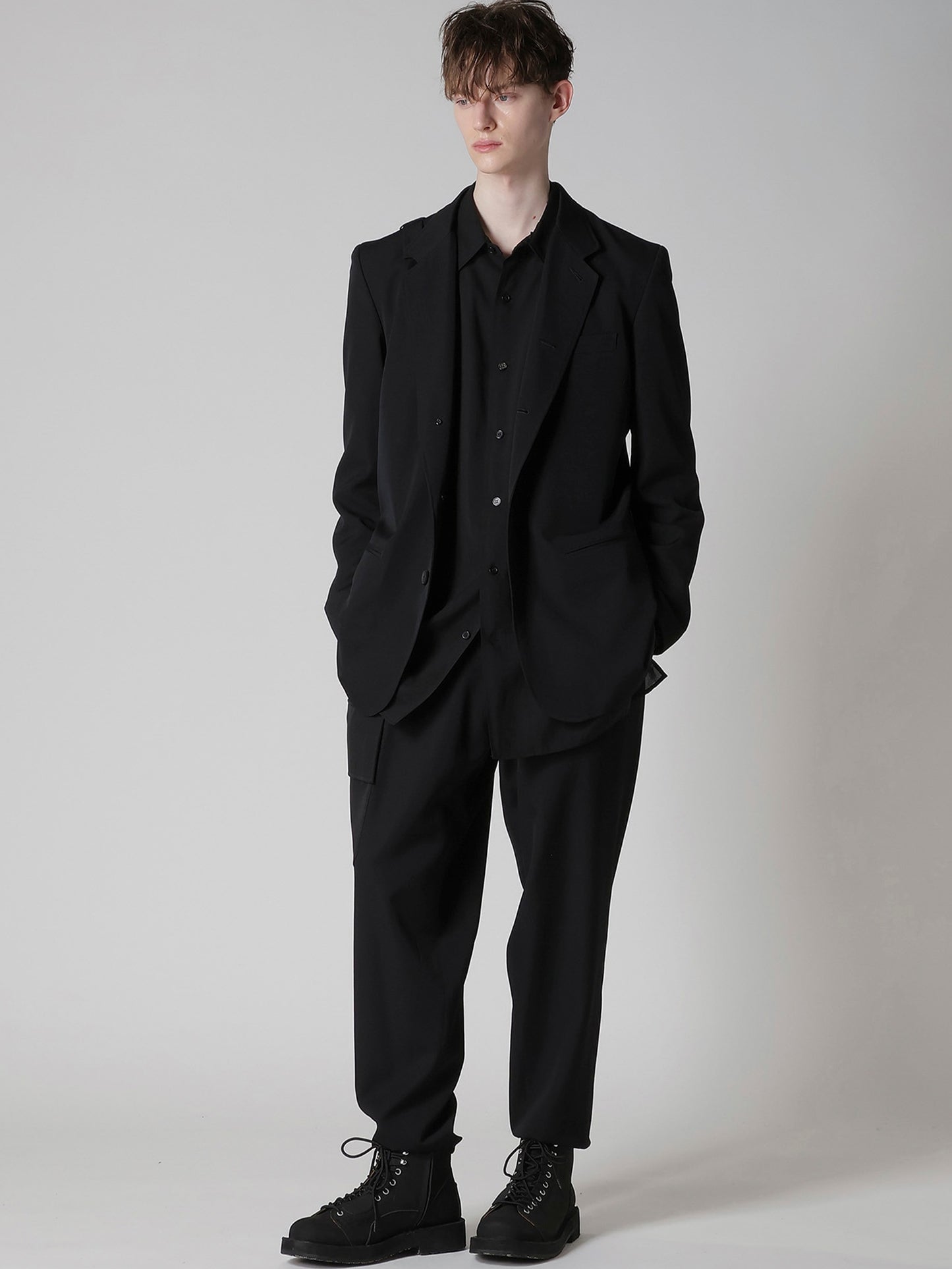 【Yohji Yamamoto POUR HOMME - ヨウジヤマモト プールオム】REGULATION GABARDINE 5BUTTONS JACKET（ジャケット/ ブラック)