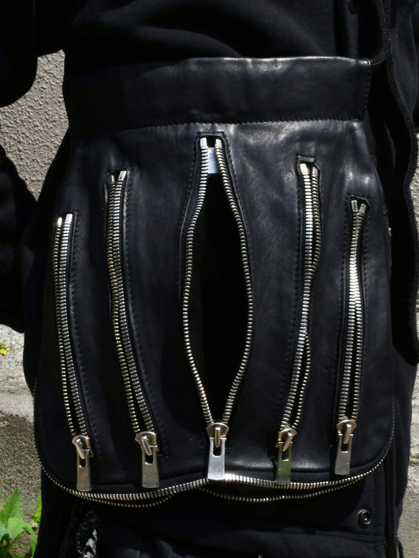 【GUIDI - グイディ】Q08 BAG / SOFT HORSE FULL GRAIN BLK(バッグ/ブラック)