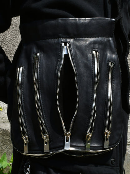 【GUIDI - グイディ】Q08 BAG / SOFT HORSE FULL GRAIN BLK(バッグ/ブラック)