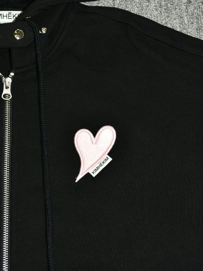 【KIMHEKIM - キムヘキム】HEART PATCH ZIP-UP HOODIE  / BLACK(フーディー/ブラック)