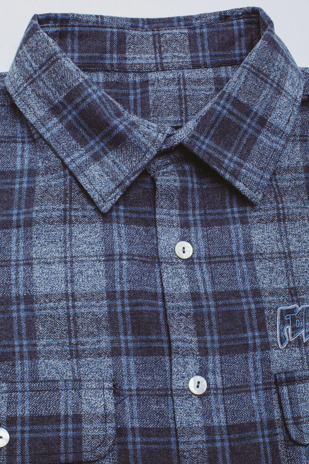 【Fucking Awesome- ファッキングオーサム】BRUCE'S FLANNEL / BLACK NAVY（シャツ/ブラックネイビー)