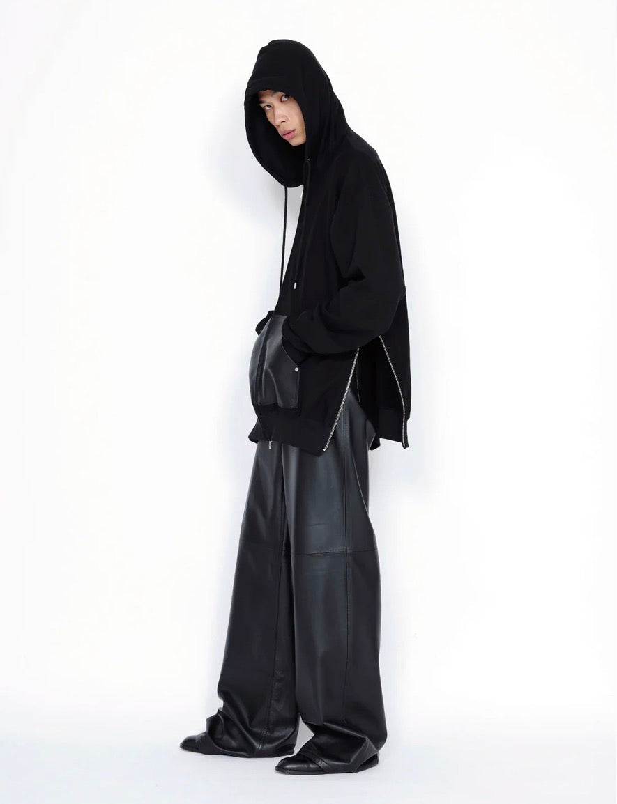 【JOHN LAWRENCE SULLIVAN - ジョンローレンスサリバン】LEATHER POCKET ZIP-UP SWEAT HOODIE（パーカー/ブラック)