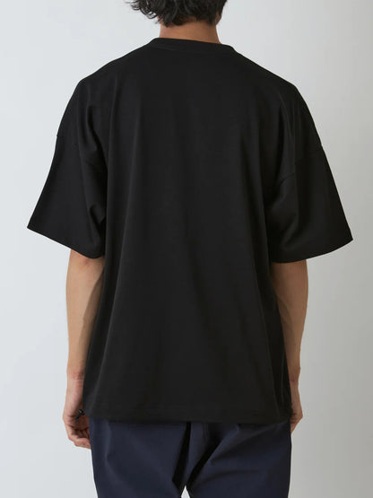 【White Mountaineering - ホワイトマウンテニアリング】WIDE POCKET T-SHIRT / BLACK (Tシャツ/ブラック)