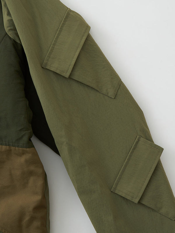 【White Mountaineering × NEXUS VII. - ホワイトマウンテニアリング × ネクサスセブン】ASYMMETRY JACKET / KHAKI(ジャケット/カーキ)