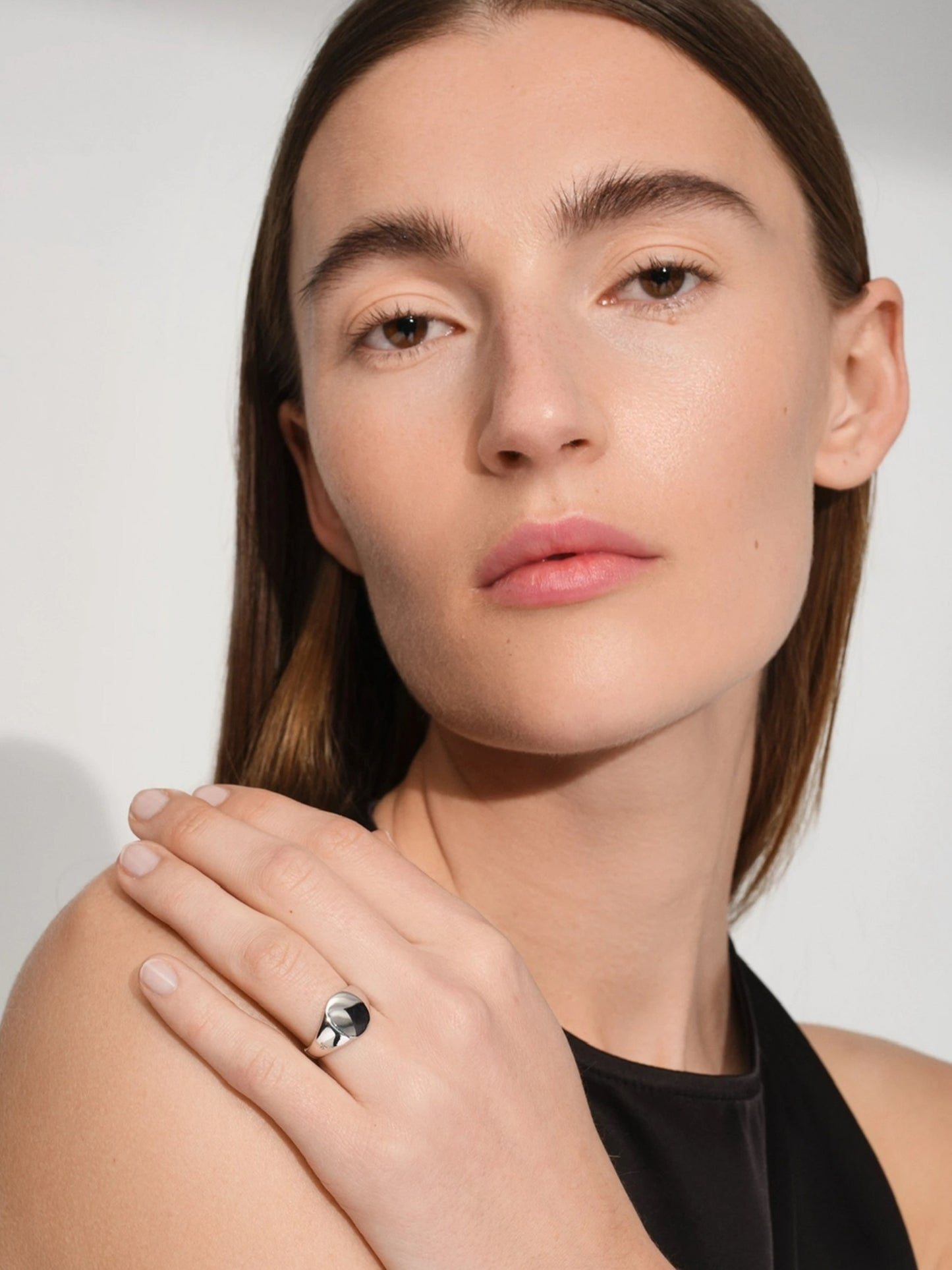 【TOM WOOD - トムウッド】Mini Signet Oval(リング/シルバー)