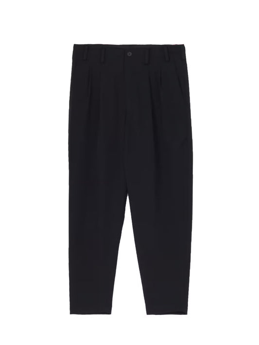【Yohji Yamamoto POUR HOMME - ヨウジヤマモト プールオム】WOOL GABARDINE 2TUCKS PANTS（パンツ/ブラック)