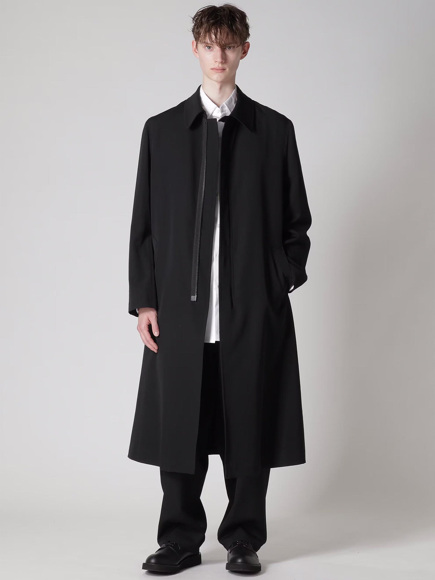【Y's for men - ワイズフォーメン】WOOL GABARDINE COAT WITH STAND FRONT COLLAR(コート/ブラック)