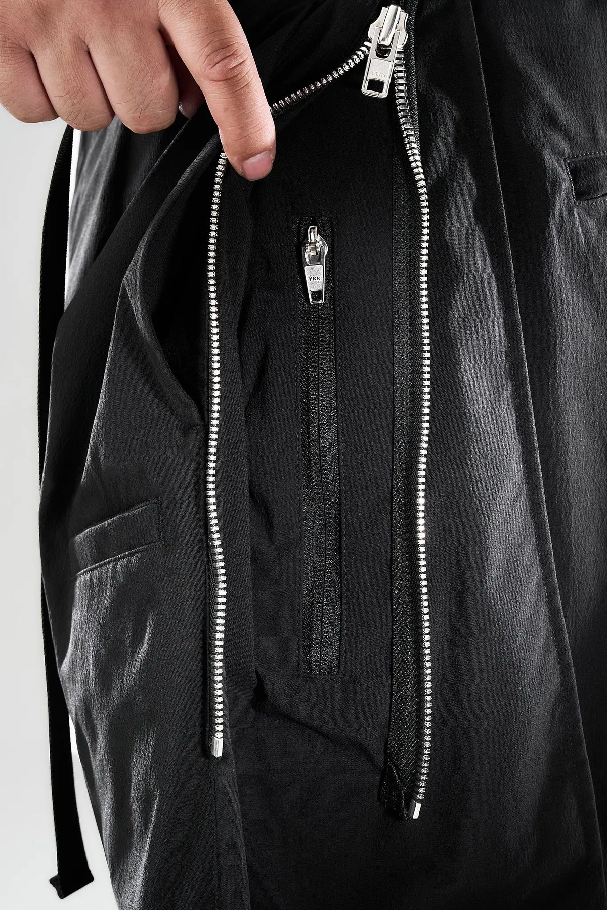 【ACRONYM - アクロニウム】P63-E / PLEATED WIDE PANTS / BLACK (パンツ/ブラック)