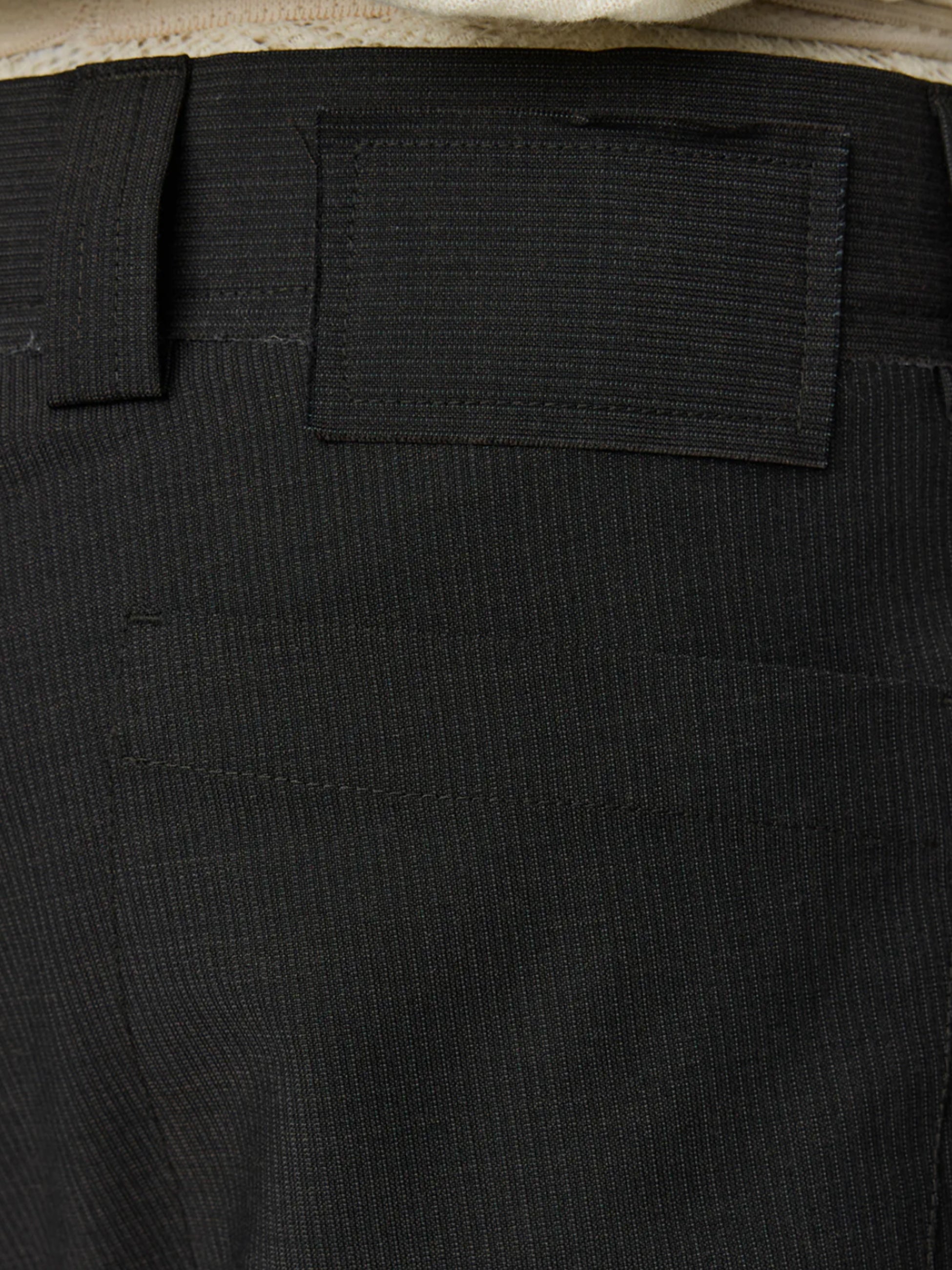 mfpen - エムエフペン】CLASSIC SHORTS / DARK GREY STRIPE (ショーツ