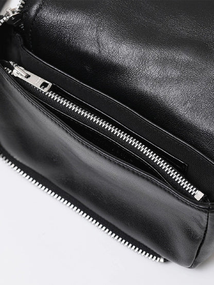 【beautiful people - ビューティフルピープル】excerption riders flap purse / BLACK（バッグ/ブラック)