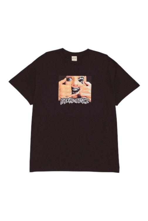 【Fucking Awesome- ファッキングオーサム】BRACE FACE TEE /  BLACK（Tシャツ/ブラック)