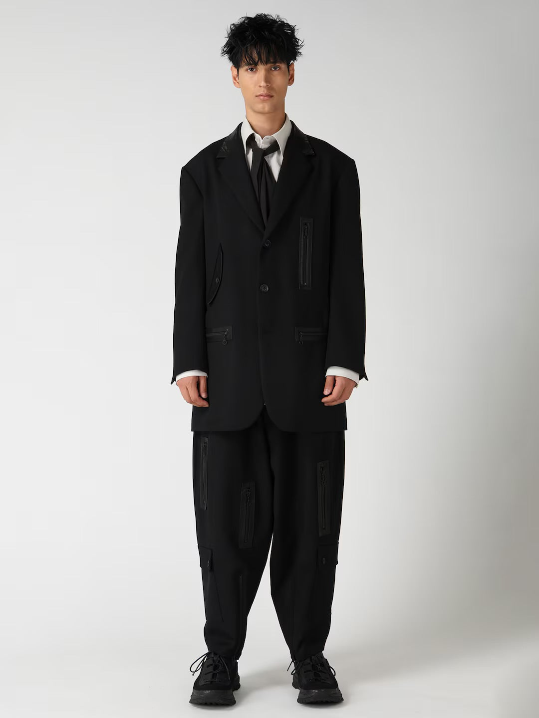 【Yohji Yamamoto POUR HOMME - ヨウジヤマモト プールオム】LEATHER ARMY GABARDINE PANEL ZIP JACKET（ジャケット/ ブラック)