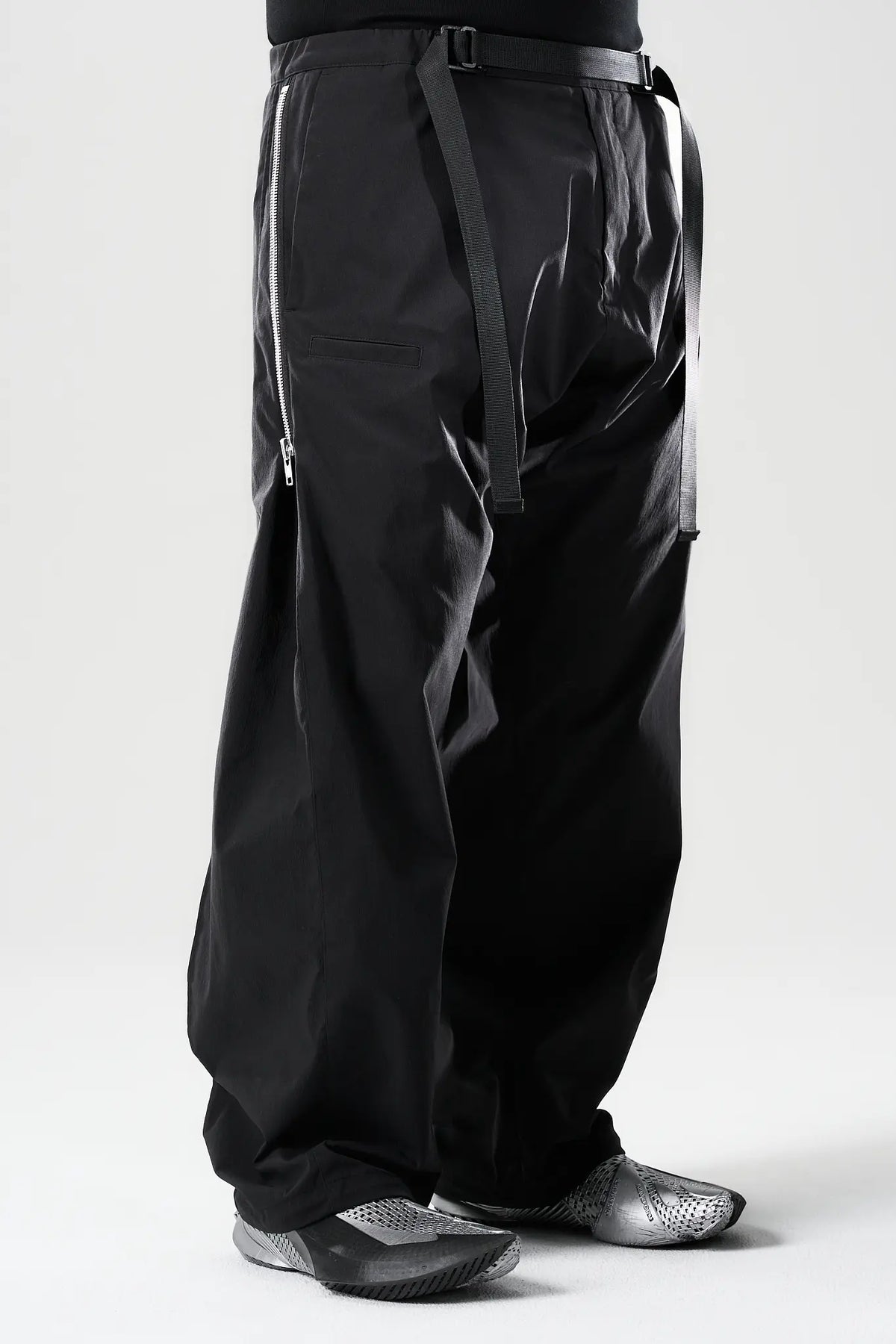 【ACRONYM - アクロニウム】P63-E / PLEATED WIDE PANTS / BLACK (パンツ/ブラック)