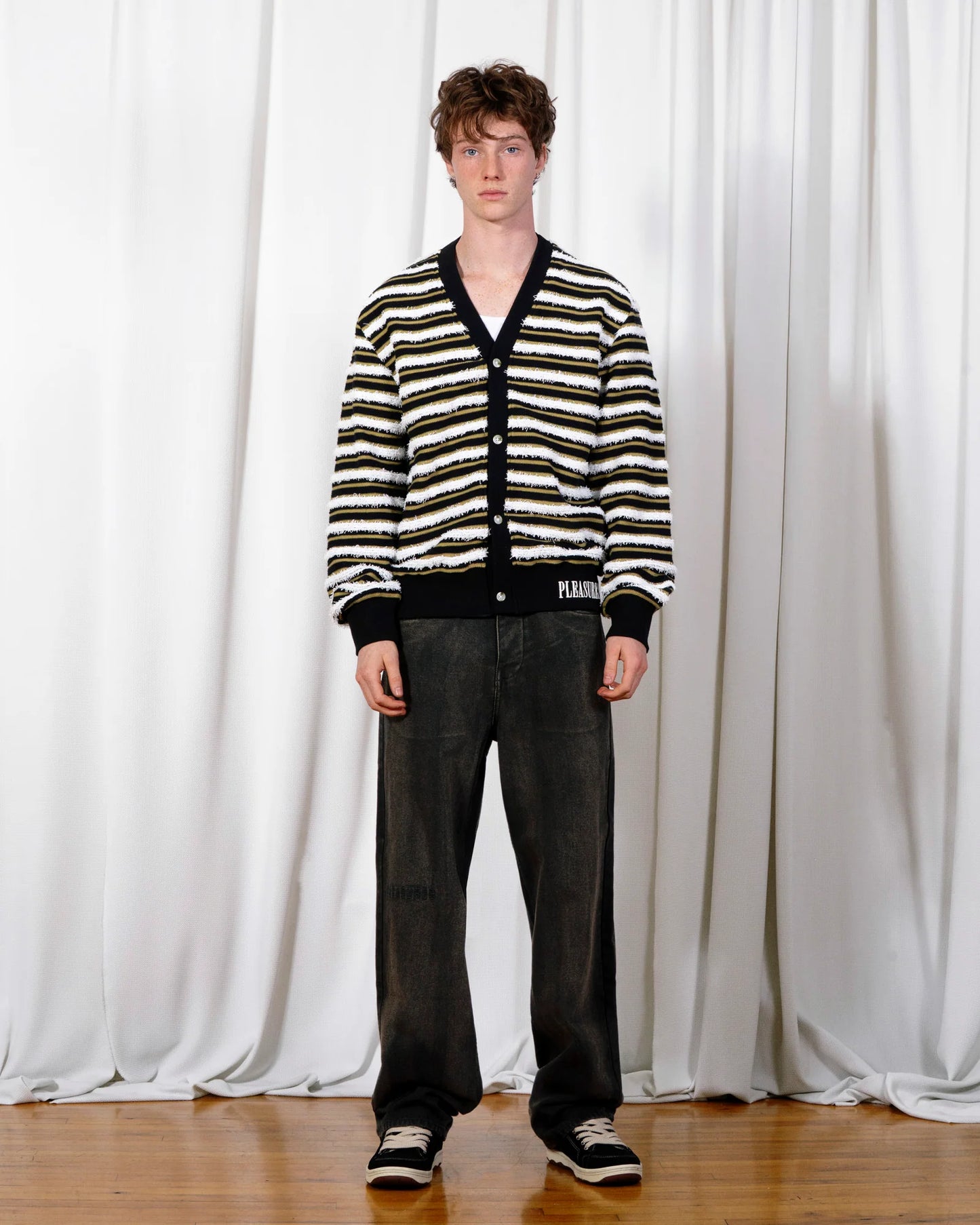 【PLEASURES - プレジャーズ】ENDLESS CARDIGAN / BROWN (カーディガン/ブラウン)