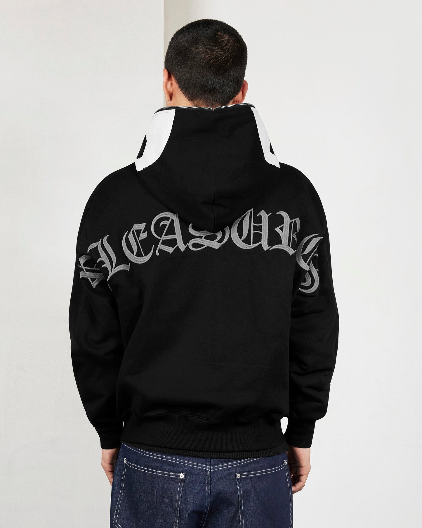 【PLEASURES - プレジャーズ】BALACLAVA ZIP HOODIE / BLACK (フーディ/ブラック)