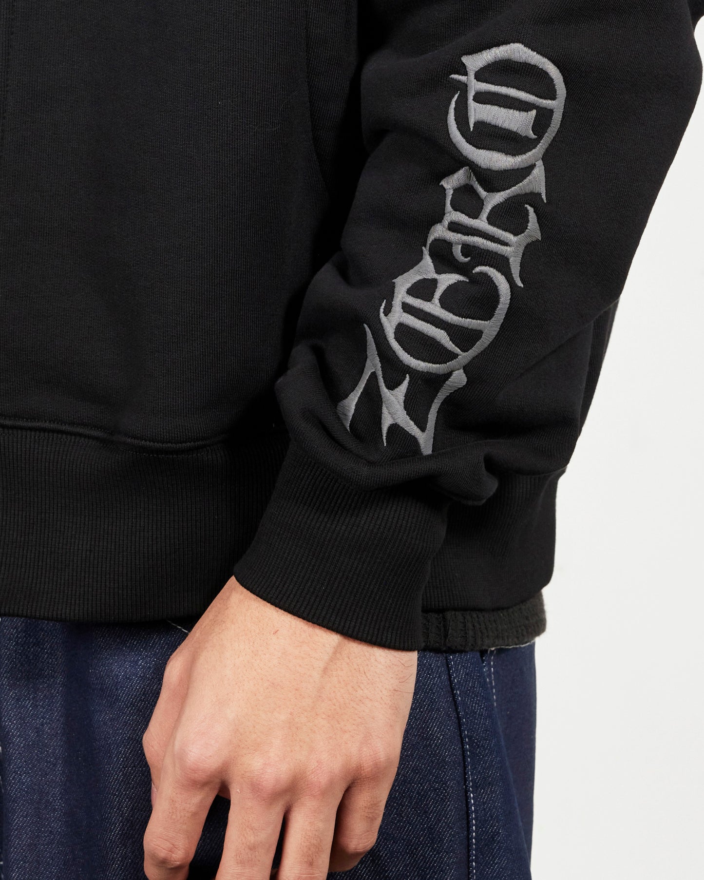 【PLEASURES - プレジャーズ】BALACLAVA ZIP HOODIE / BLACK (フーディ/ブラック)