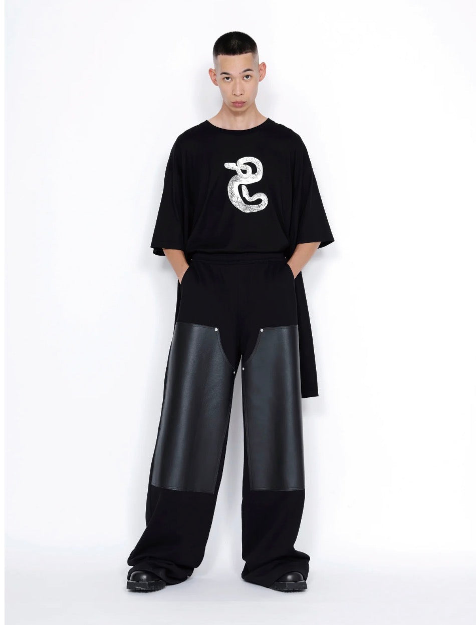 【JOHN LAWRENCE SULLIVAN - ジョンローレンスサリバン】SWEAT WIDE PANTS WITH LEATHER PATCH / Black（パンツ/ブラック)