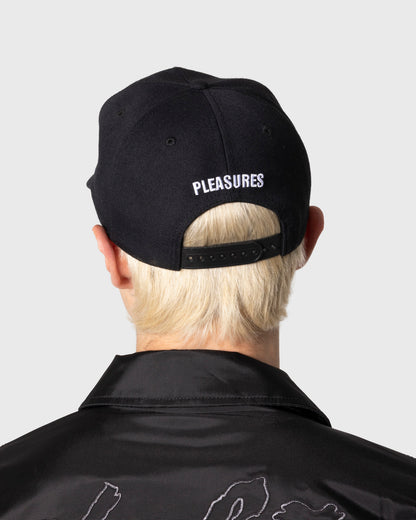 【PLEASURES - プレジャーズ】DAFT CLUB HAT / BLACK (キャップ/ブラック)