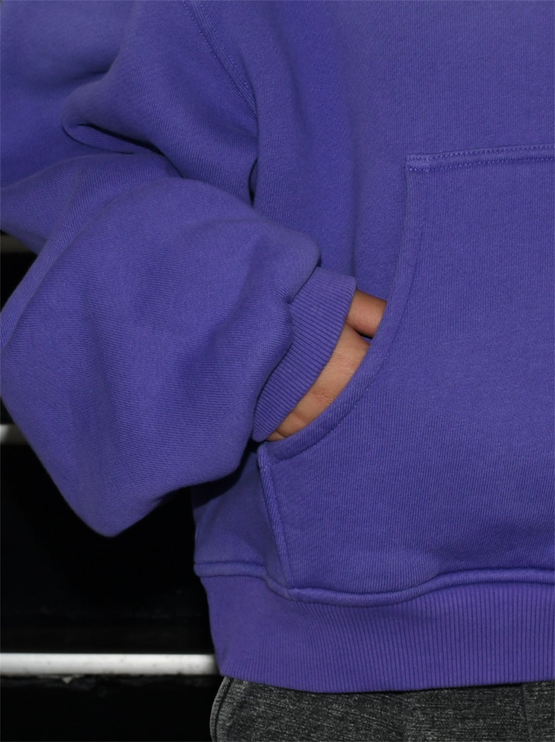 【ERL - イーアールエル】UNISEX SCRIPT HOODIE / PURPLE (フーディー/パープル)