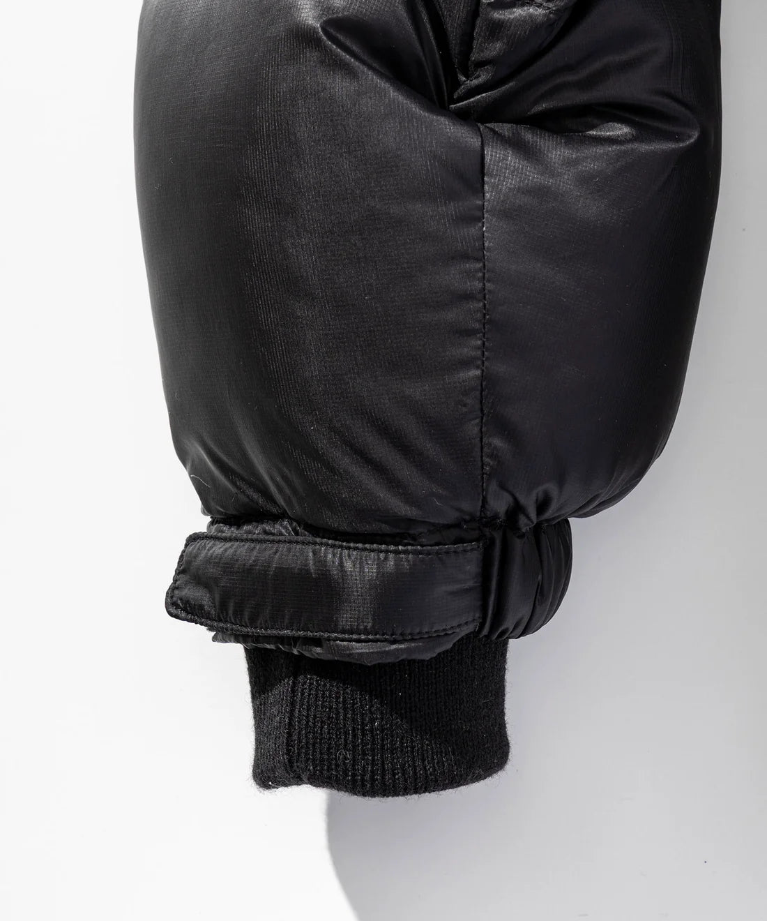 【PHENIX - フェニックス】SAGARMATHA FLARE DOWN JACKET /BLACK(ジャケット/ブラック)