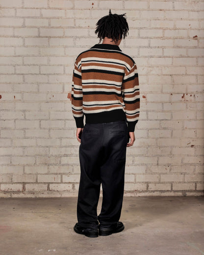 【PLEASURES - プレジャーズ】COOPER POLO SWEATER / BROWN (ポロシャツ/ブラウン)