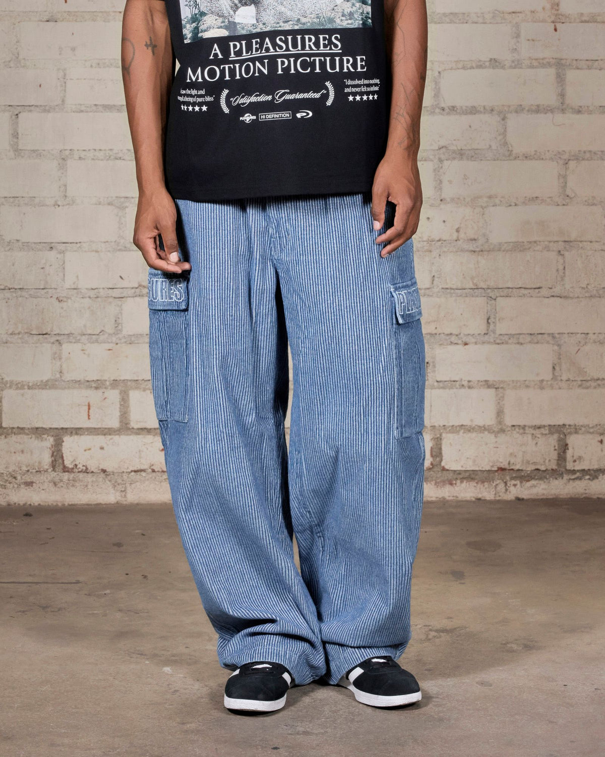 【PLEASURES - プレジャーズ】VISITOR CARGO PANTS / INDIGO (パンツ/インディゴ)