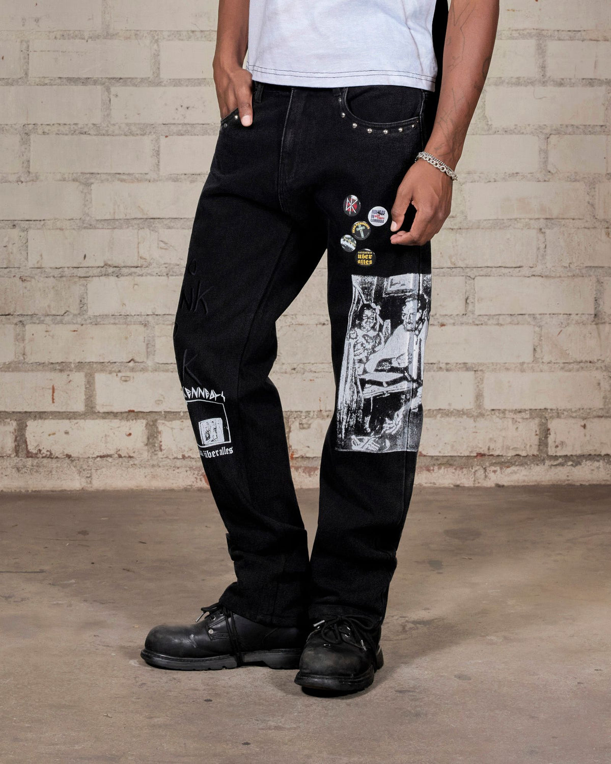 【PLEASURES - プレジャーズ】DIY STRAIGHT LEG PANTS / BLACK (パンツ/ブラック)