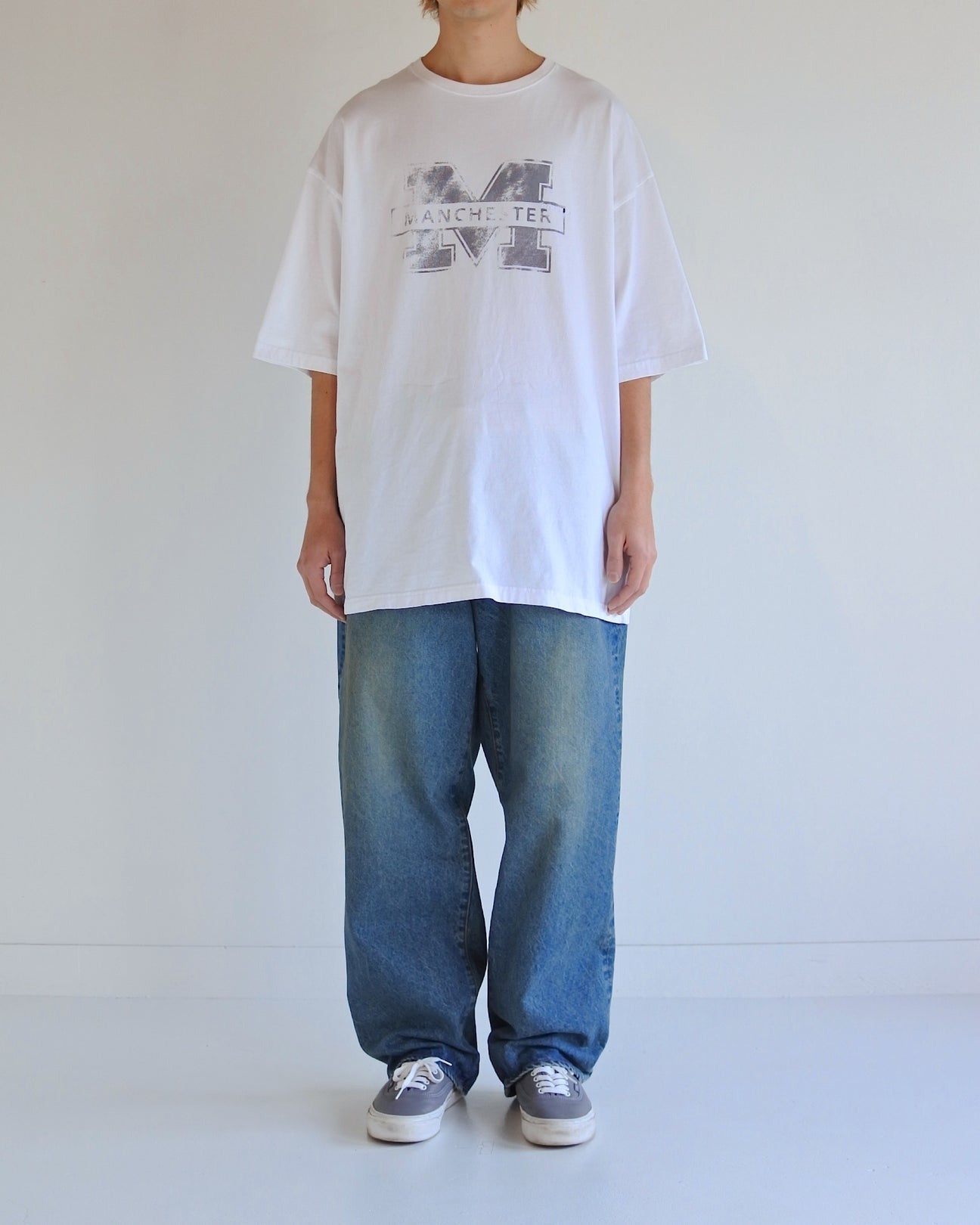 【ANACHRONORM - アナクロノーム】AN368 MANCHESTER PRINTED S/S T-S / WHITE (Tシャツ/ホワイト)